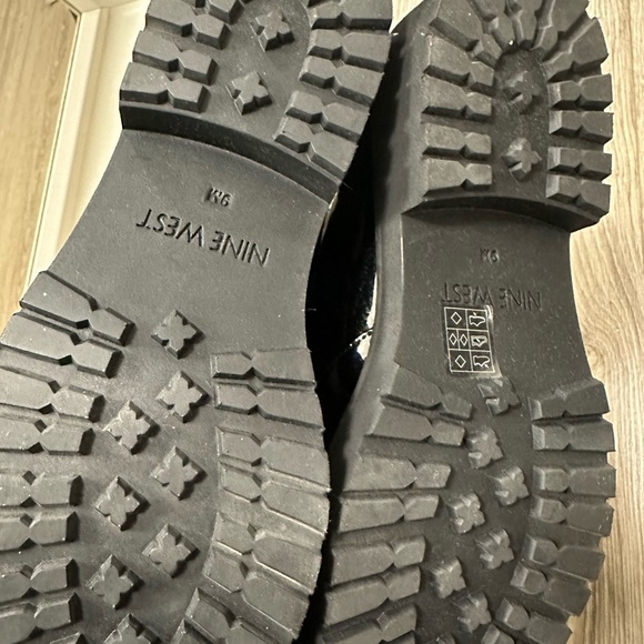 Nine West shoes - Picture 8 of 8